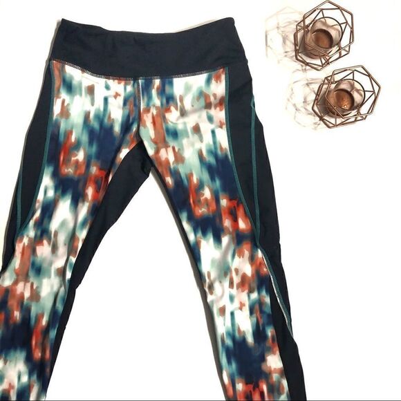 🆕- Zella printed and mesh leggings 💖 - Picture 7 of 11